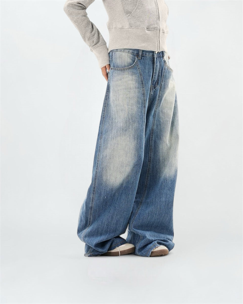 Light wash Spots Baggy Jeans