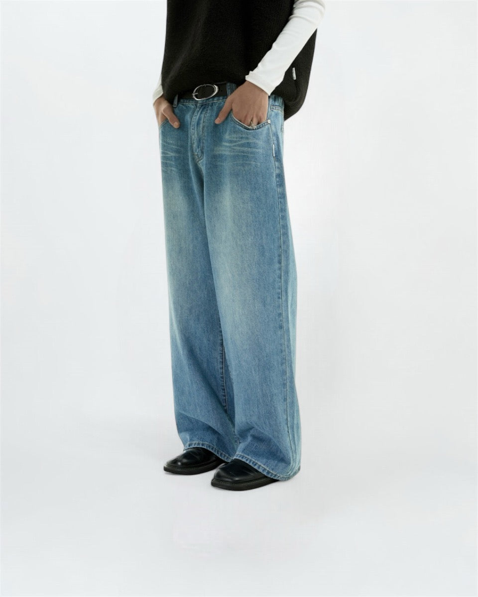 The Lighting Wide Leg Jeans