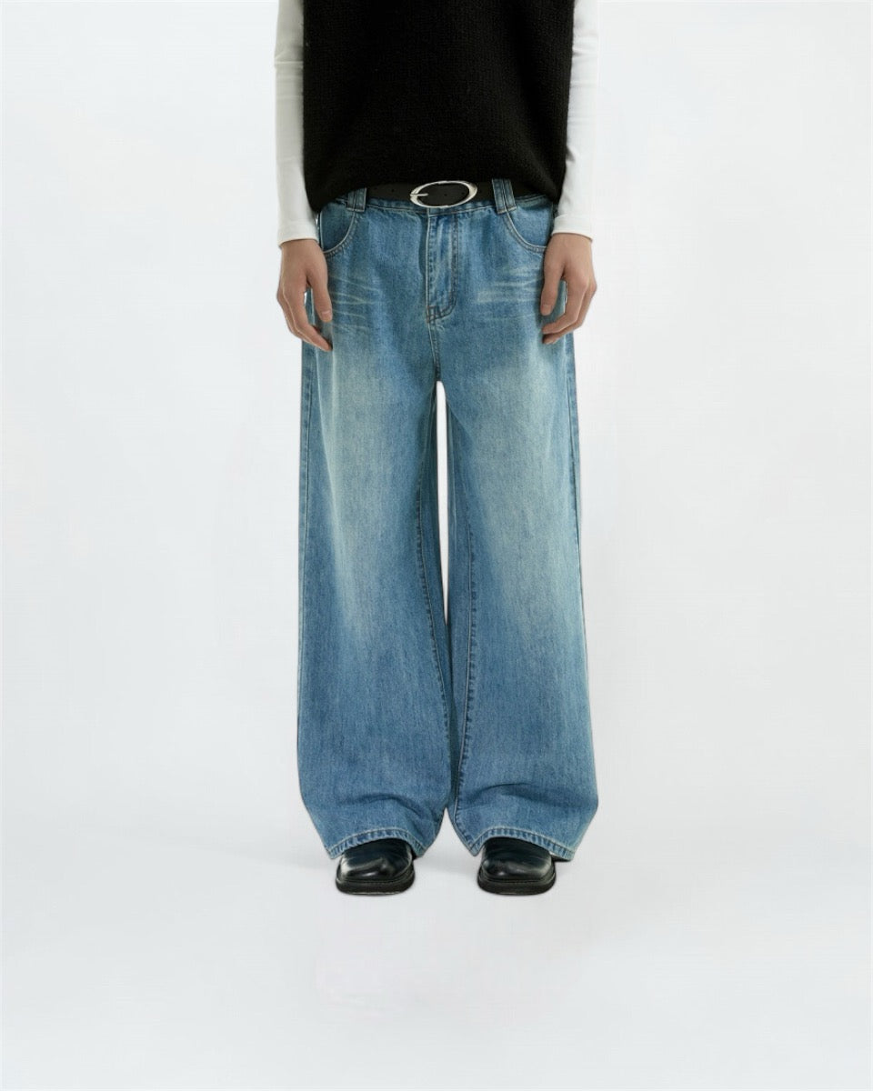 The Lighting Wide Leg Jeans