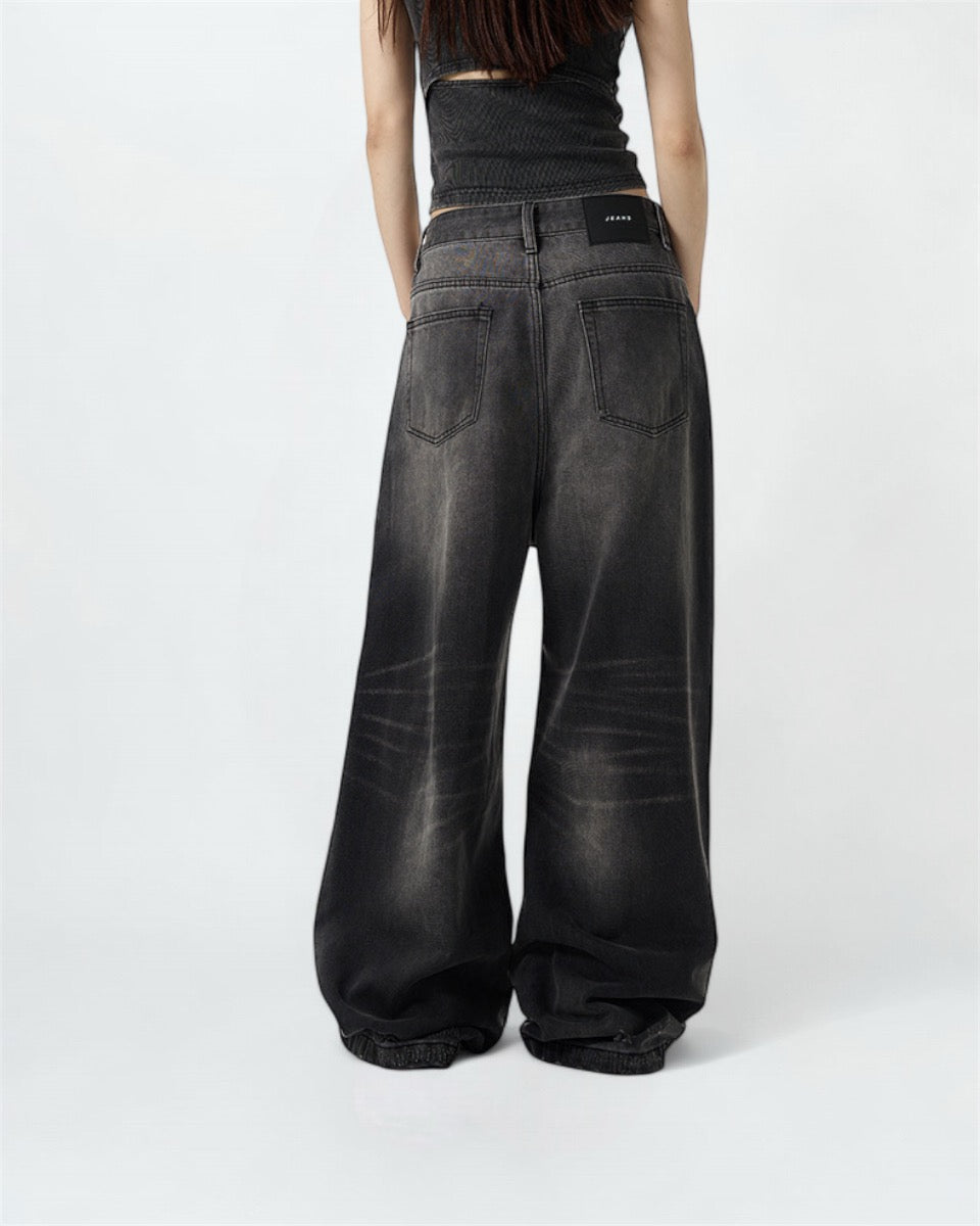 Classic Light-Wash Baggy Denim Jeans